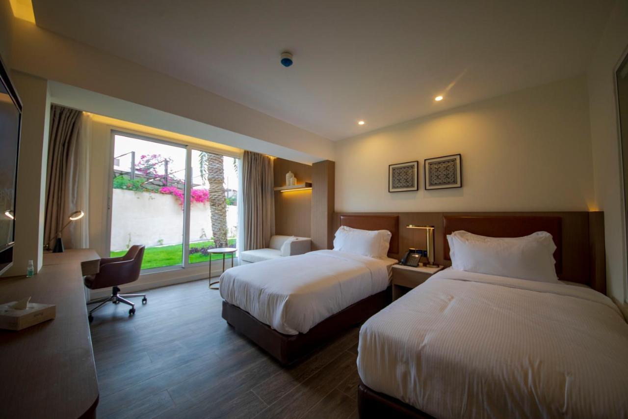 Luxotel Aqaba Beach Resort & Spa Only 15 Years Plus Экстерьер фото